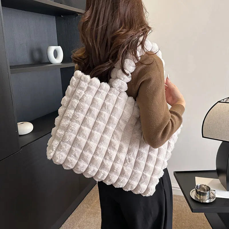 Plaid Handbags Winter Fashion High Capacity Shopping Plush Bag Korean Style Personalized Designer Luxury Tote Bags For Women - TechClub868